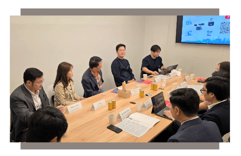 눈에미소안과 _ 미소뉴스 _ 동남아 의사 방문 _  (3-2).gif